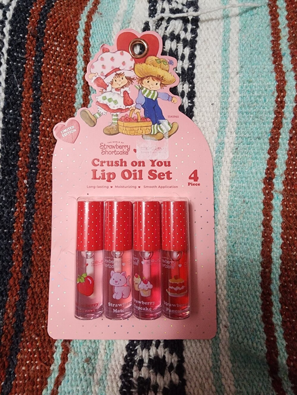 STRAWBERRY SHORTCAKE CRUSH ON YOU 4PC LIP OIL SET